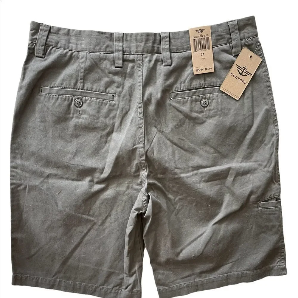 New with tags Dockers Olive  men’s shorts, size 34.